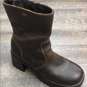 skechers chunky platform boots
